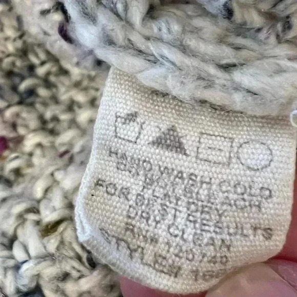 Mystree oversized small V-Neck knit Sweater - Picture 6 of 9